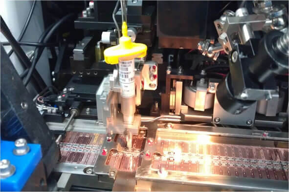 Glue Level Detection